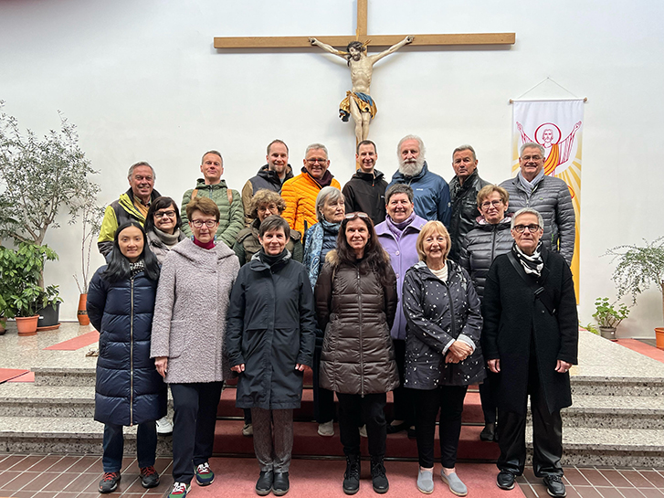 Gruppenfoto Pfarrkirche Schwarzlackenau 21.04.2024